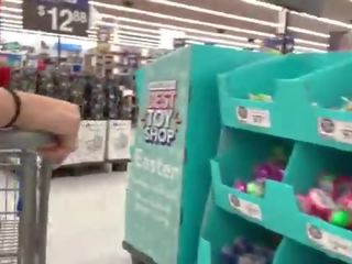 A Real Freak Recording a great chick at Walmart -