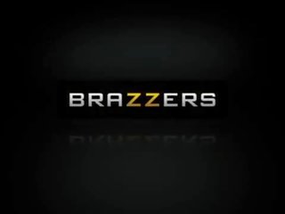 Brazzers - to ngực tại trường học - (rikki six, keiran lee) - duel ý định