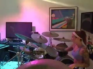Felicity feline drums ja jams kanssa ystävät takana the kohtauksia