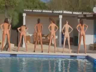 Seven naked girls like an goşun