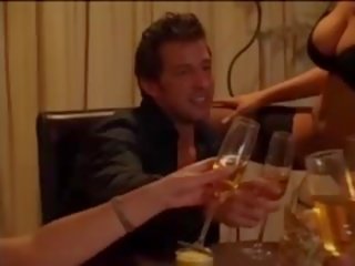 Sex film Maid Gets Her Pussy Licked At A Dinner Party