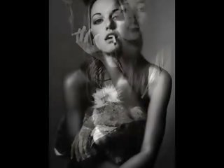Smoking Women B&w By Antz